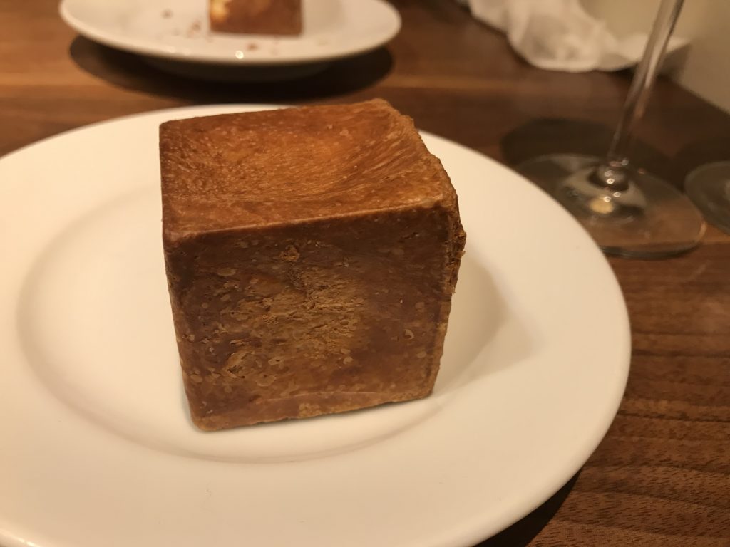 レストランオカダのパン