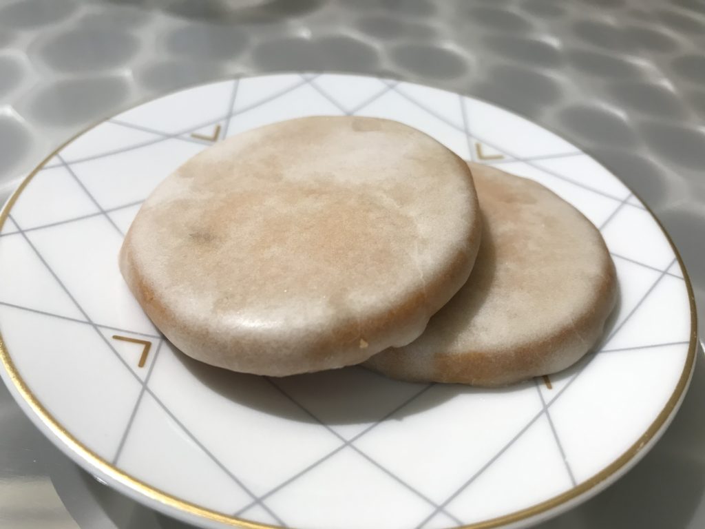 カフェ ディオール バイ ピエール・エルメ レモンのアイシングクッキー