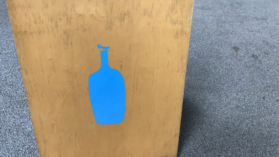 カフェラテ ブルーボトルコーヒー